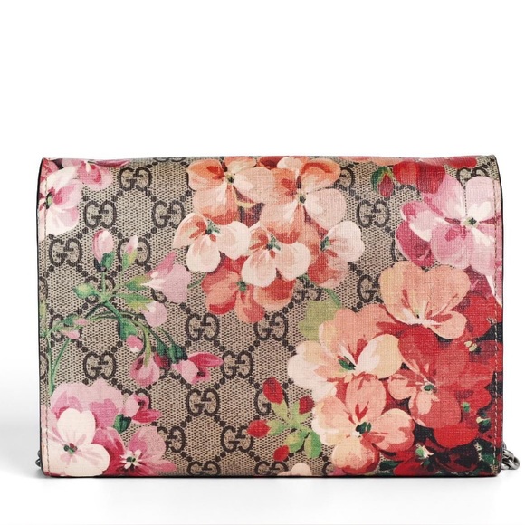Gucci GG Supreme Bloom Floral Print Dionysus Shoulder Bag - Picture 2 of 5